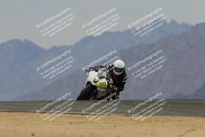 media/Jan-14-2023-SoCal Trackdays (Sat) [[497694156f]]/Turn 9 Set 1 (1120am)/